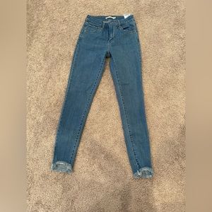 Levi’s High wasted Skinny Jeans